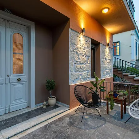 Casa Di Batsi アパート