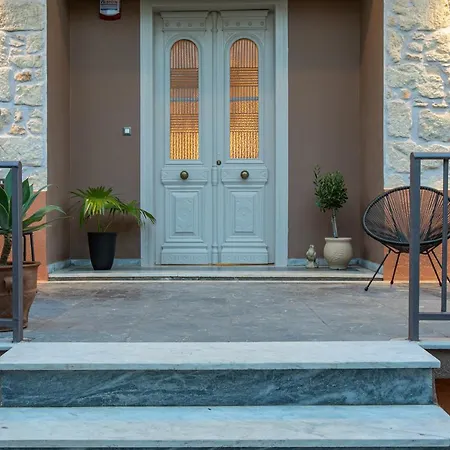 Casa Di Batsi Apartment *